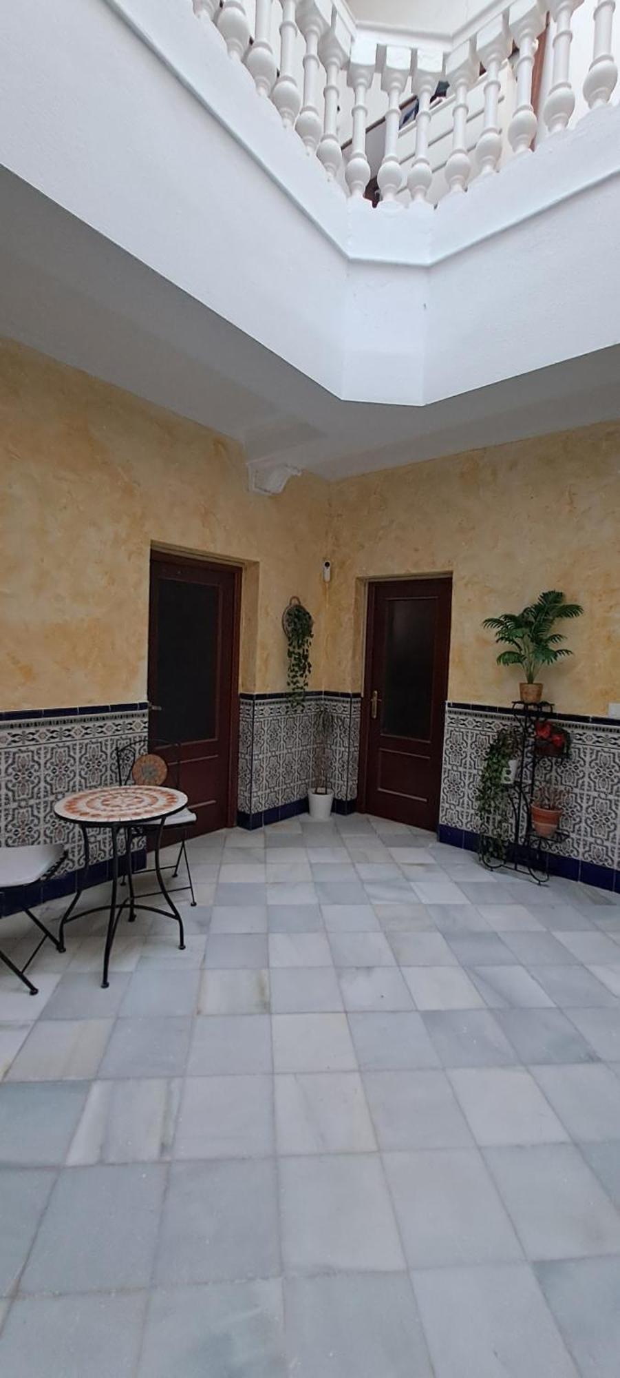 Patio Andalusi Junto A La Vina Apartment Cadiz Exterior photo